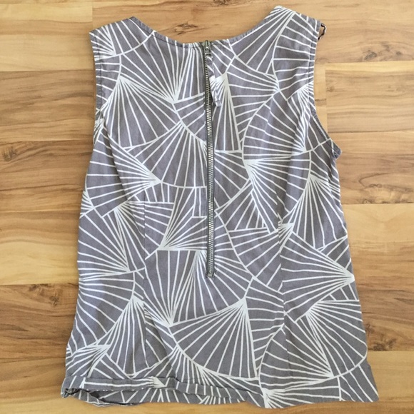 H&M Seashell Blouse - Picture 4 of 4